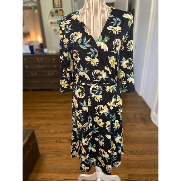 Serra Dresses & Skirts - Serra black floral print crossover style 3/4 sleeve dress